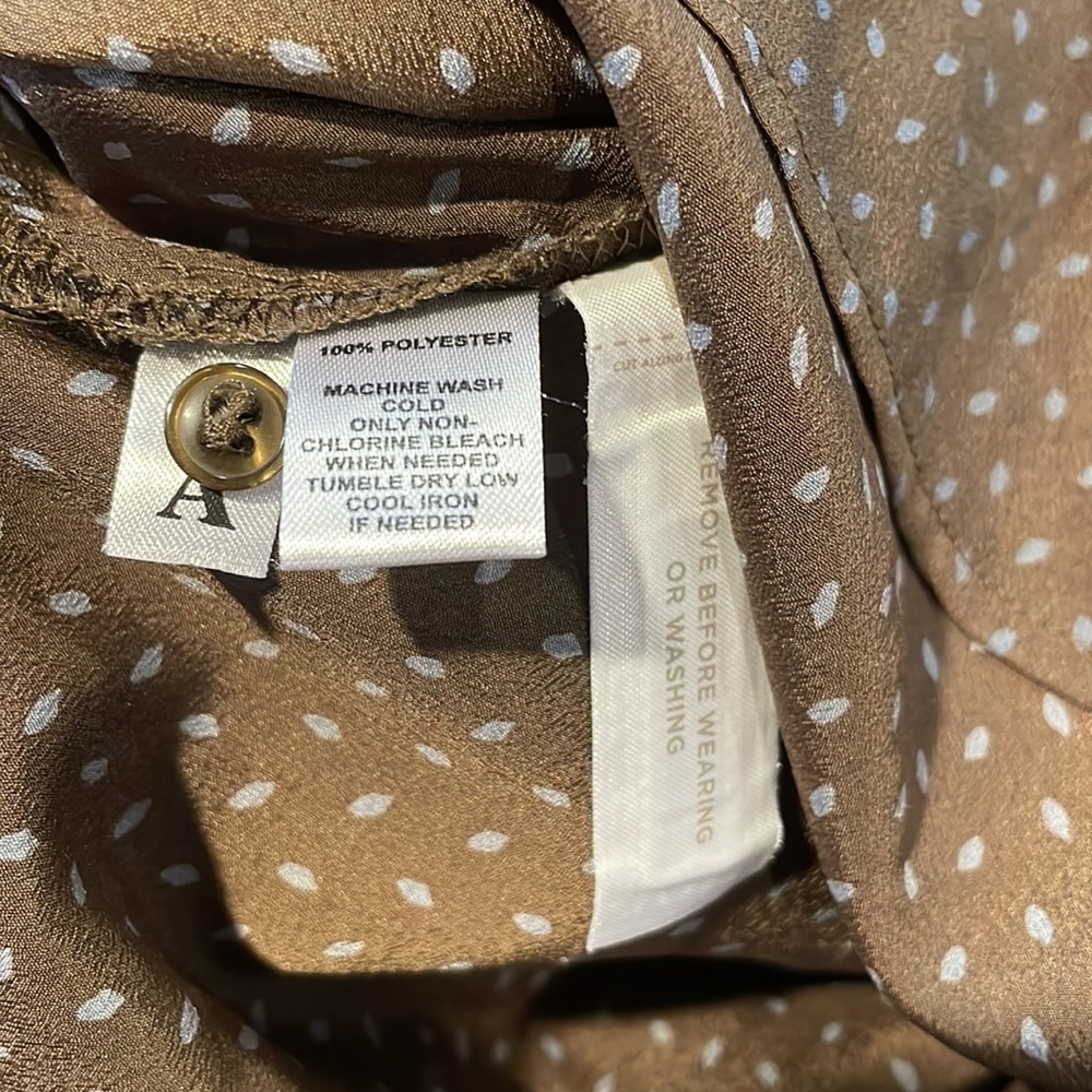EUC Ann Taylor Loft blouse. Size Small - Picture 7 of 7